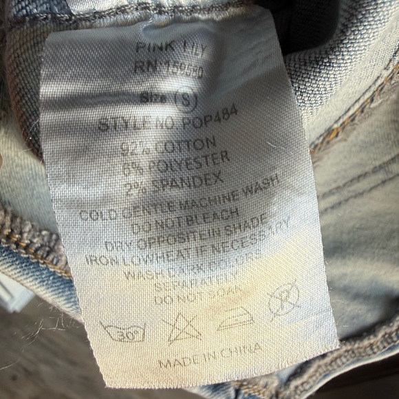 NWOT Pink Lily light wash Stretch Denim heart Vest size small - Picture 8 of 8